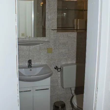 Zentrumsnahe Ferienwohnung דירה סלה