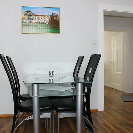Zentrumsnahe Ferienwohnung * סלה